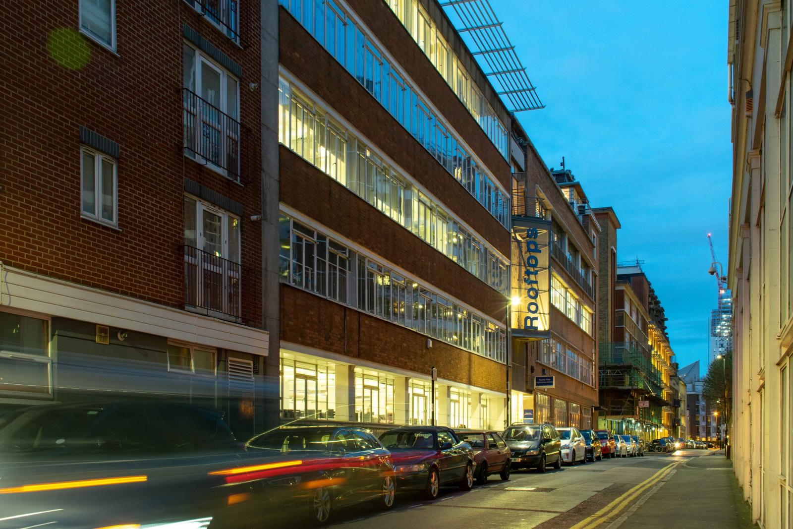 London, EC1V (Office)