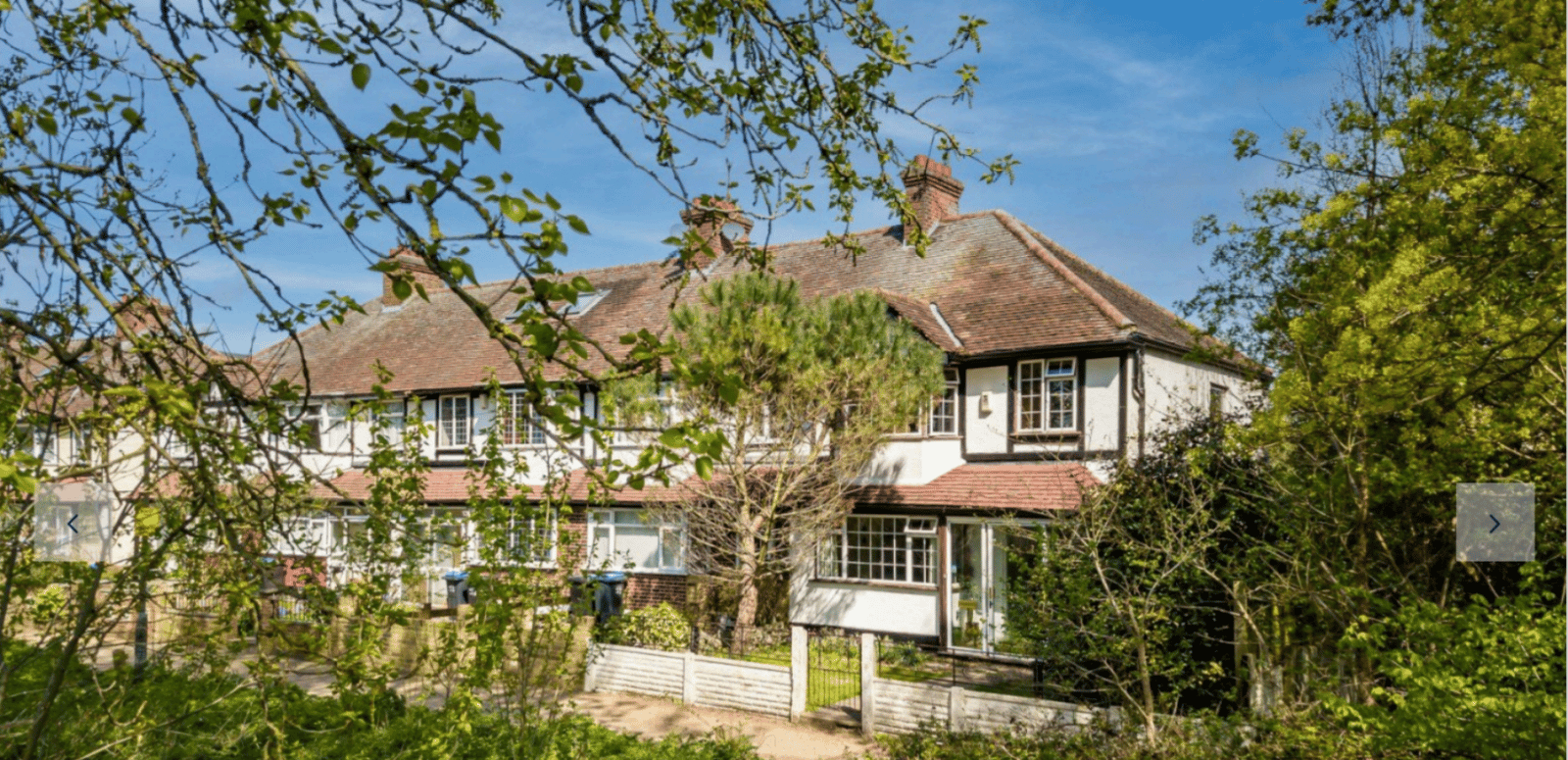 Mitcham, CR4 (Terraced)