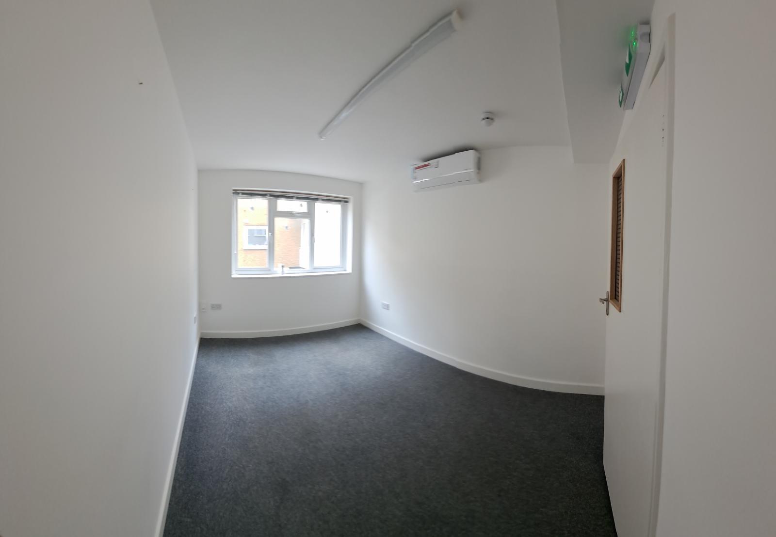 New Malden, KT3 (Retail Property (high street))