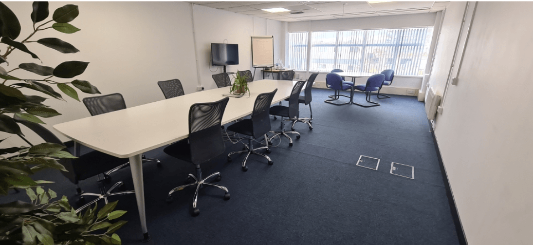 Southampton , SO14 (Office)