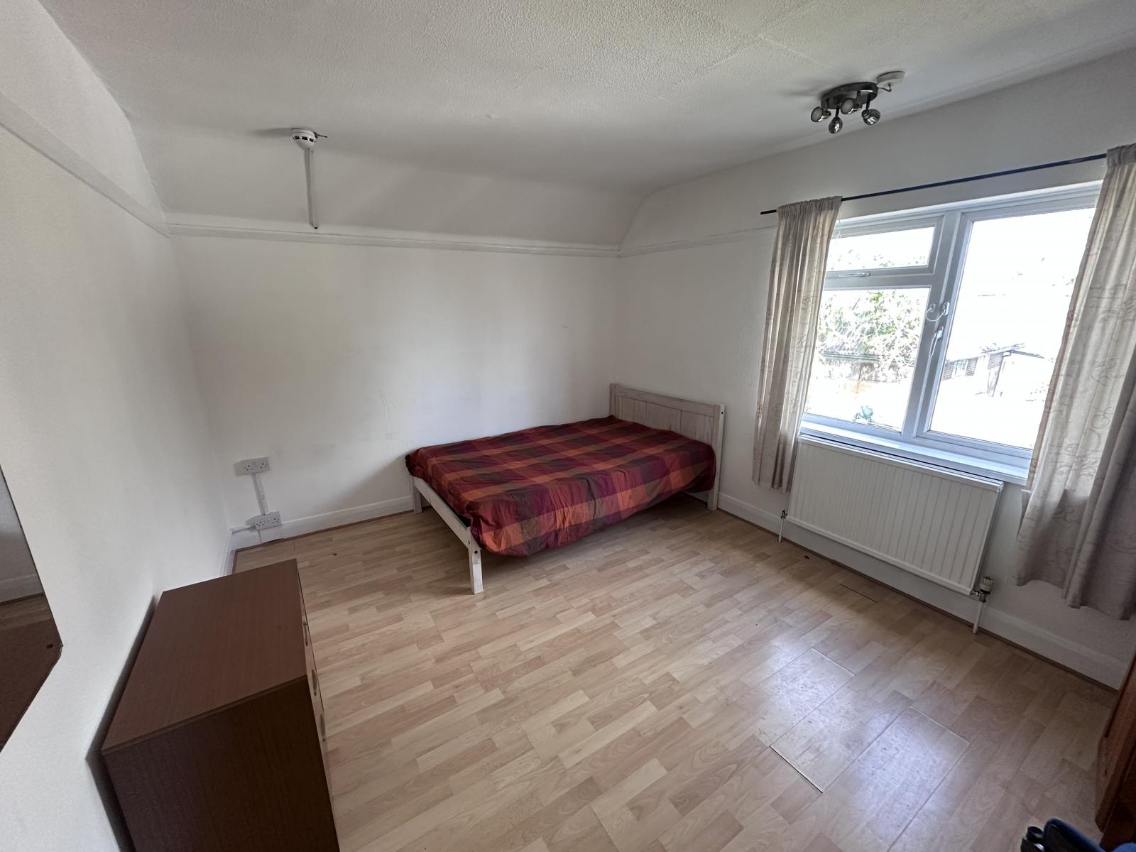 New Malden, KT3 5JS (House Share)