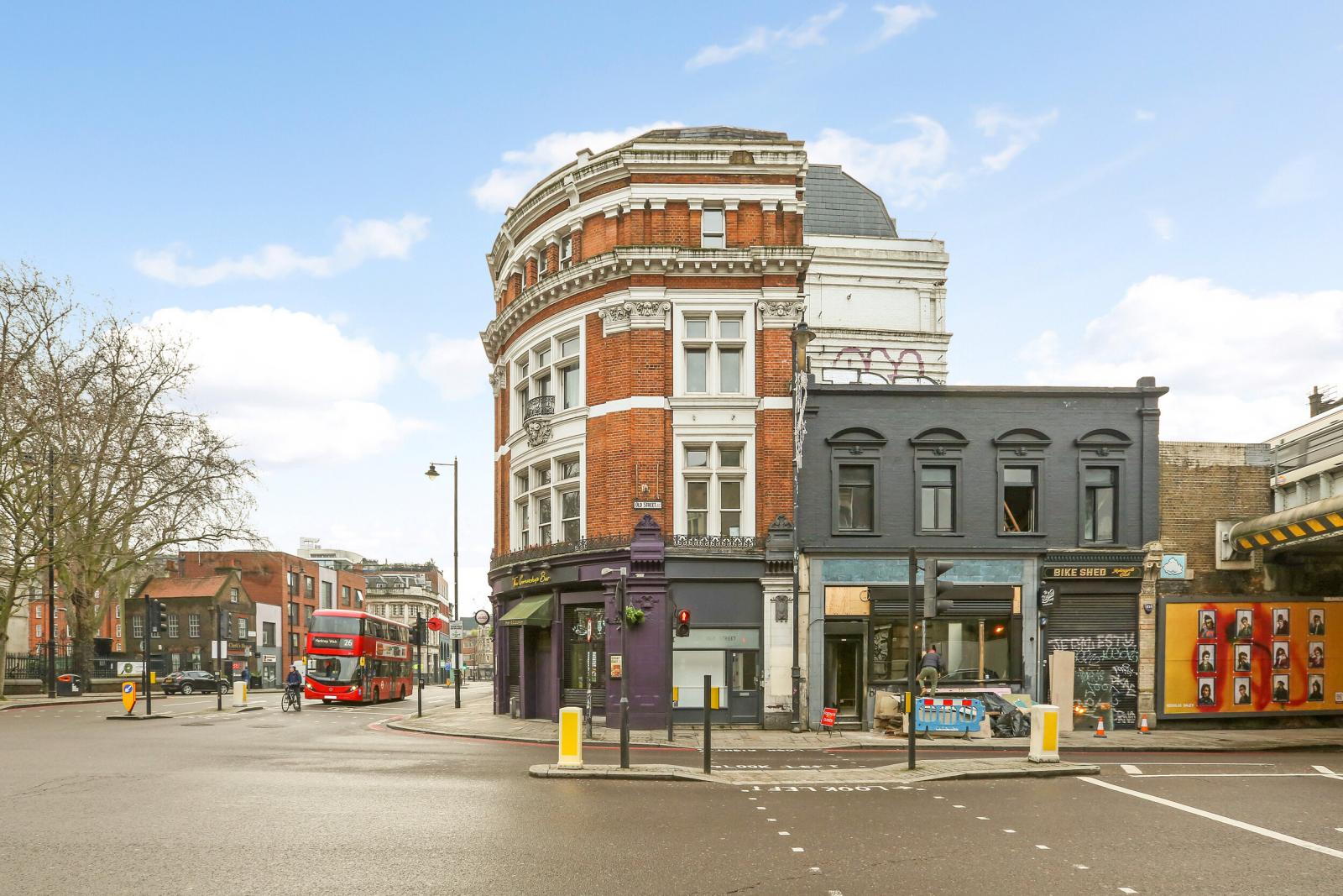 LONDON,, EC1V (Office)